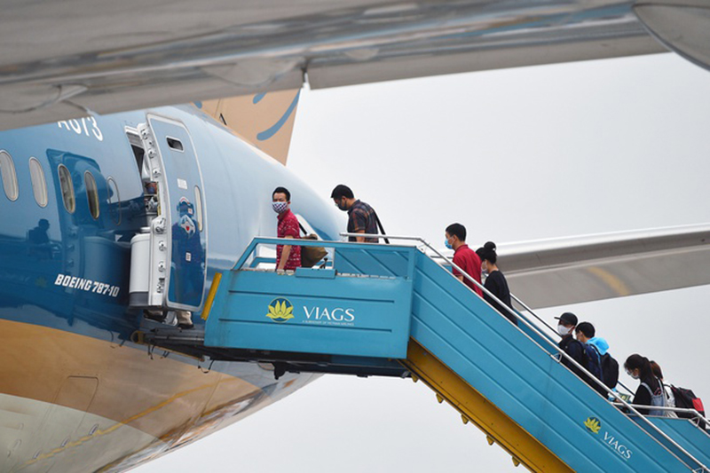 Vé máy bay Tết dồi dào và giá đang ở mức thấp