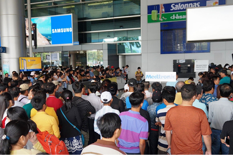 Hạn chế người đón, tiễn để giảm tải cho sân bay Nội Bài, Tân Sơn Nhất dịp Lễ 30/4 - 1/5