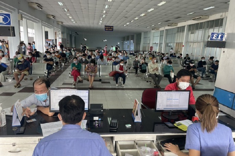 Bổ sung hàng ngàn vé tàu Tết Quý Mão về miền Trung