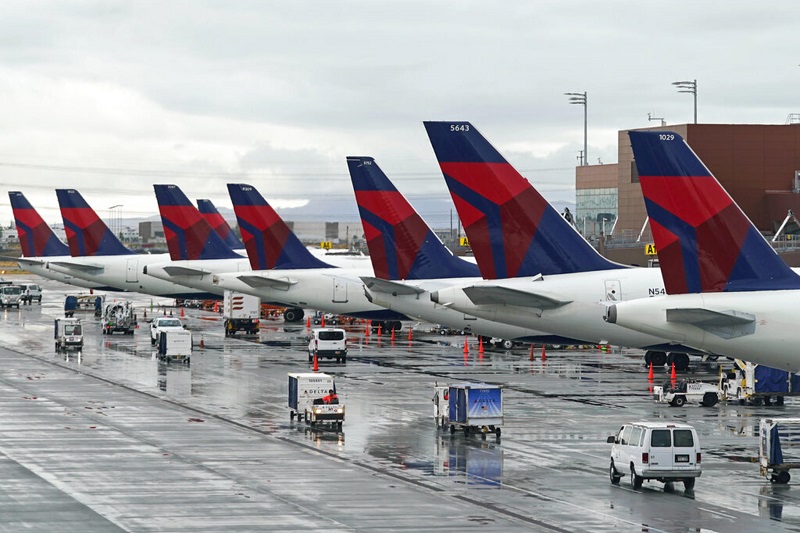 Delta Air Lines vật lộn với tình trạng quá tải trong các phòng chờ