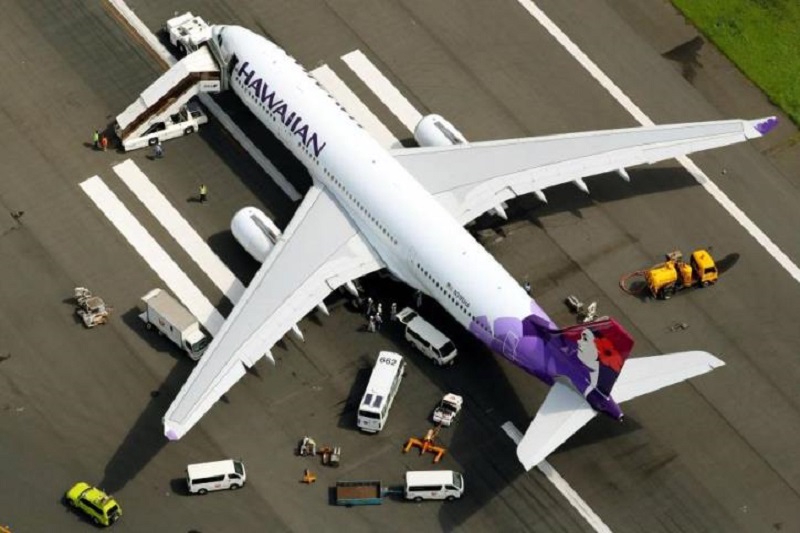 Máy bay Hawaiian Airlines đi vào vùng nhiễu động khiến hơn 30 người bị thương