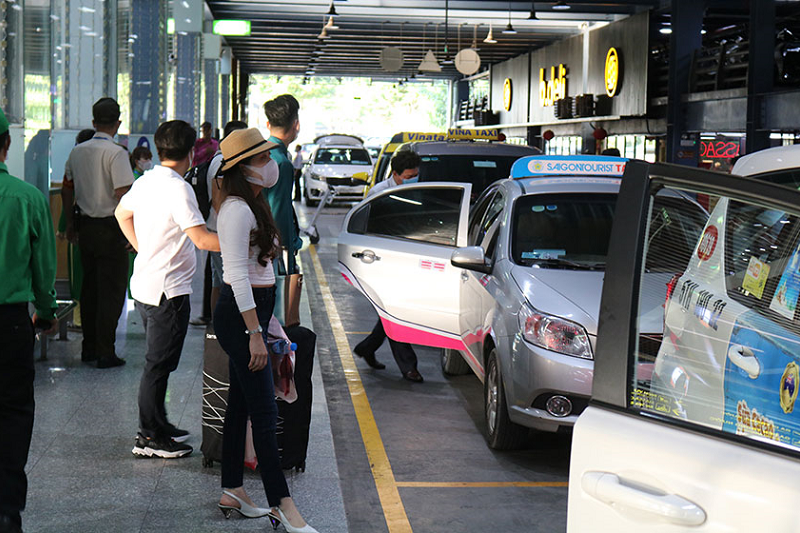 Đã xác minh tài xế chở du khách đi 7km với giá 1,2 triệu đồng