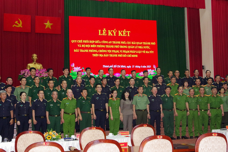 Ký kết quy chế phối hợp đấu tranh, phòng chống tội phạm ma túy