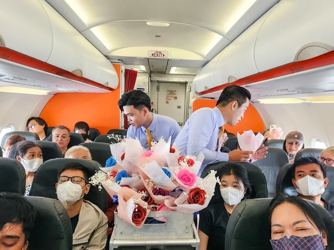 Pacific Airline tri ân hành khách nữ nhân ngày 20-10