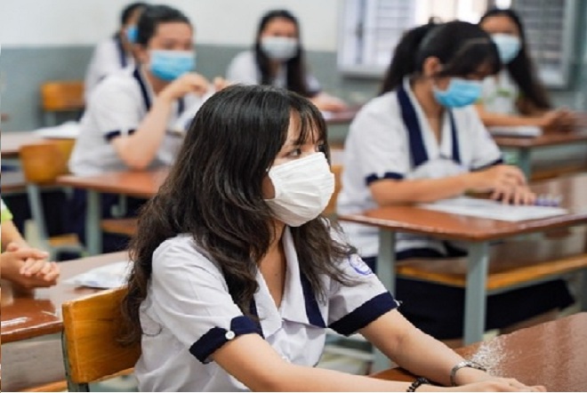 TP.HCM thí điểm học sinh khối lớp 9 và lớp 12 đến trường từ ngày 13/12/2021