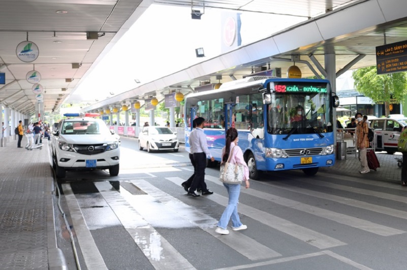 Thêm tuyến xe buýt từ trung tâm TP.HCM đi sân bay Tân Sơn Nhất 