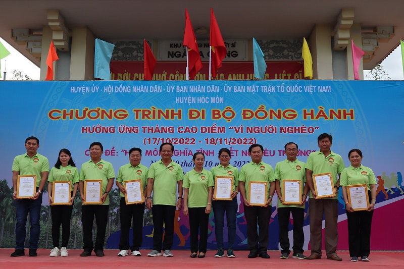 Huyện Hóc Môn (TP.HCM): Đi bộ đồng hành “Vì người nghèo”