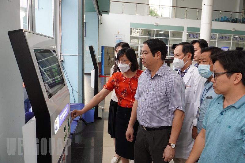 TP.HCM: Chủ tịch UBND quận chỉ đạo tháo gỡ những vướng mắc, khó khăn liên quan đến xác nhận cư trú