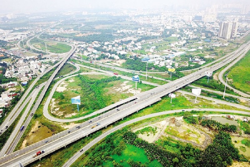 Khai thác cát hồ Dầu Tiếng để làm đường Vành đai 3