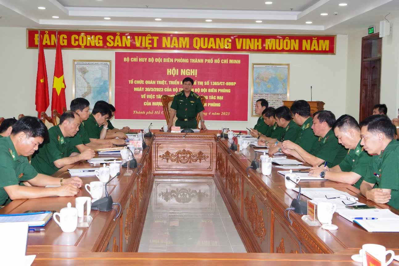 Nâng cao nhận thức về tình hình chấp hành kỷ luật, pháp luật trong Bộ đội Biên phòng