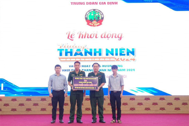 Nhóm công dân trẻ tiểu biểu Thành phố Hồ Chí Minh Năm 2023: tiếp tục triển khai tuyên truyền, vận động người dân tham gia khám phổi sau dịch COVID-19