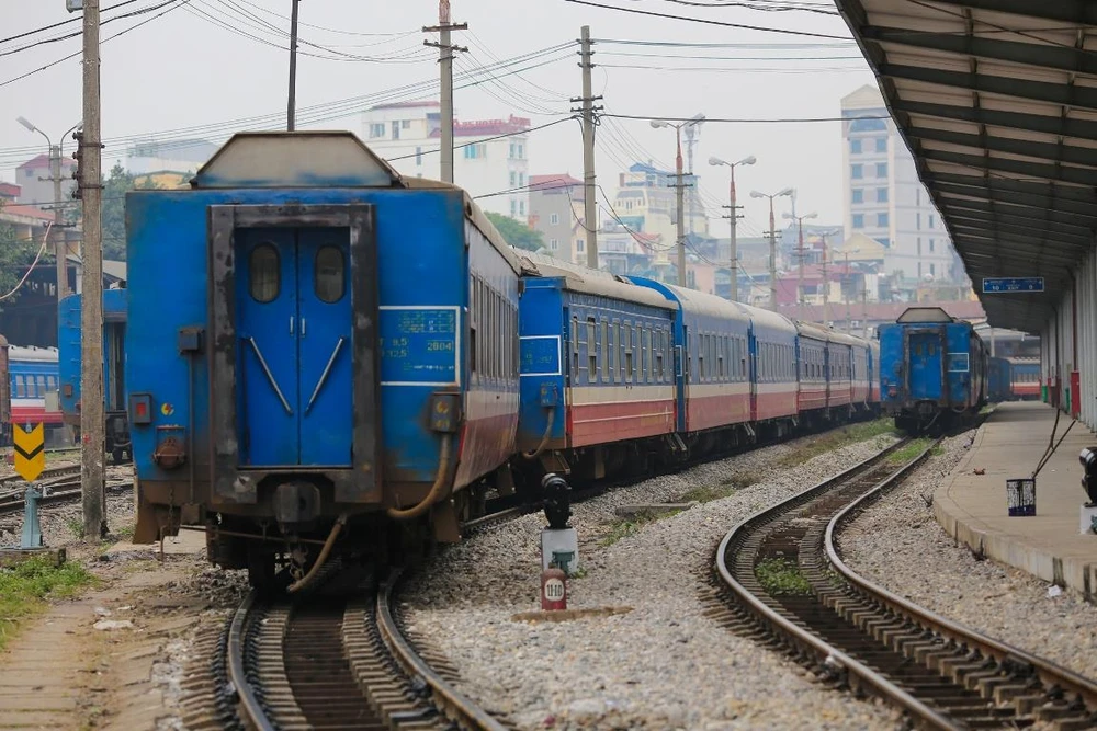 Đường sắt hủy 8 chuyến tàu để tránh bão Yagi