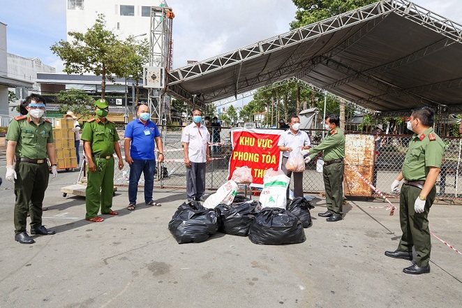 Tuổi trẻ CA TP Cần Thơ đoàn kết phát huy chia sẻ với tinh thần “không để người dân nào bị bỏ lại phía sau”